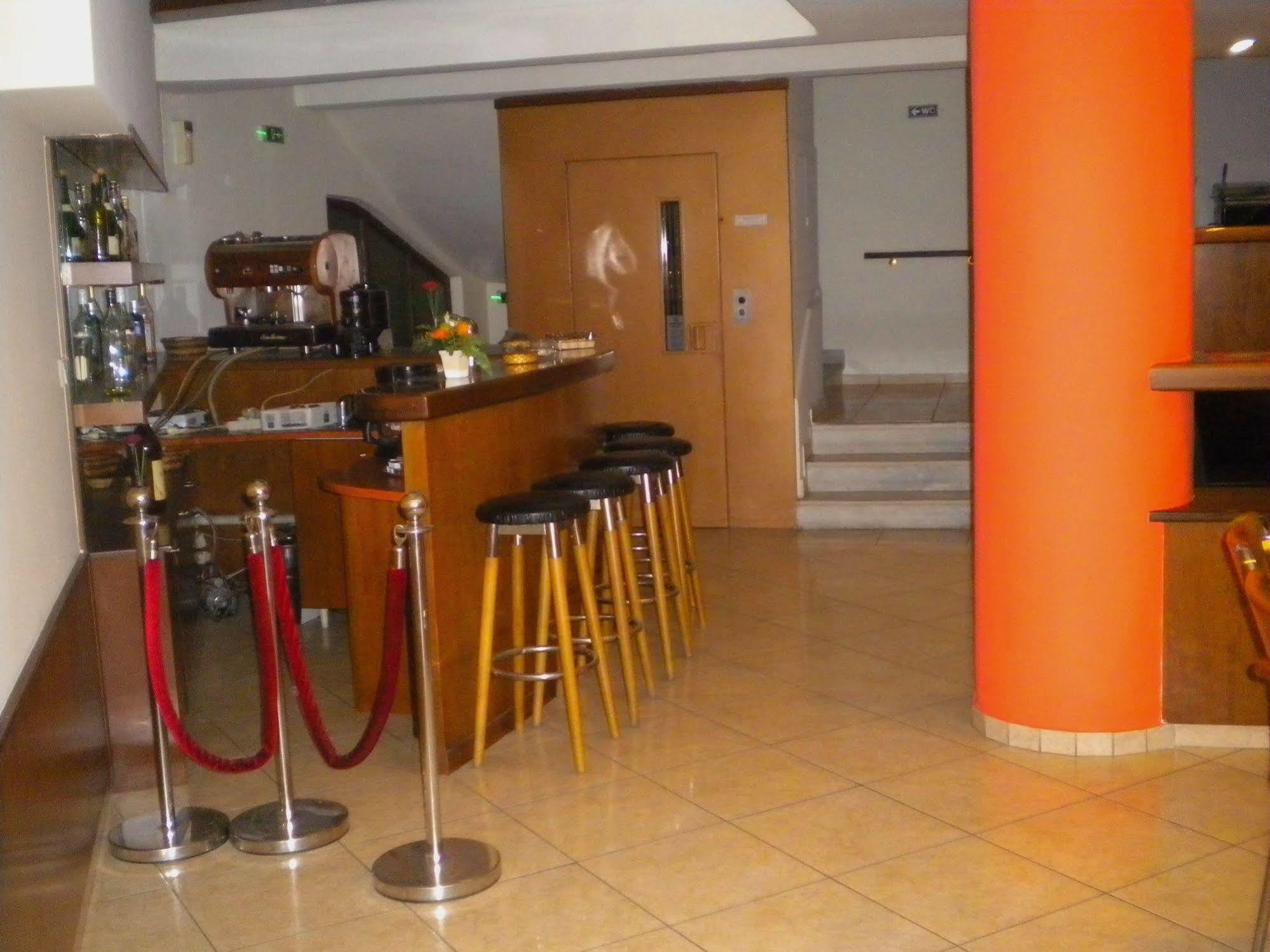 Athens Moka Hotel Экстерьер фото